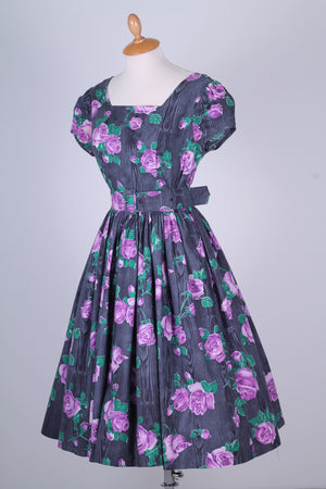 Solgt vintage tøj - Blomstret sommerkjole 1950. S - Solgt - Vintage Divine - 2