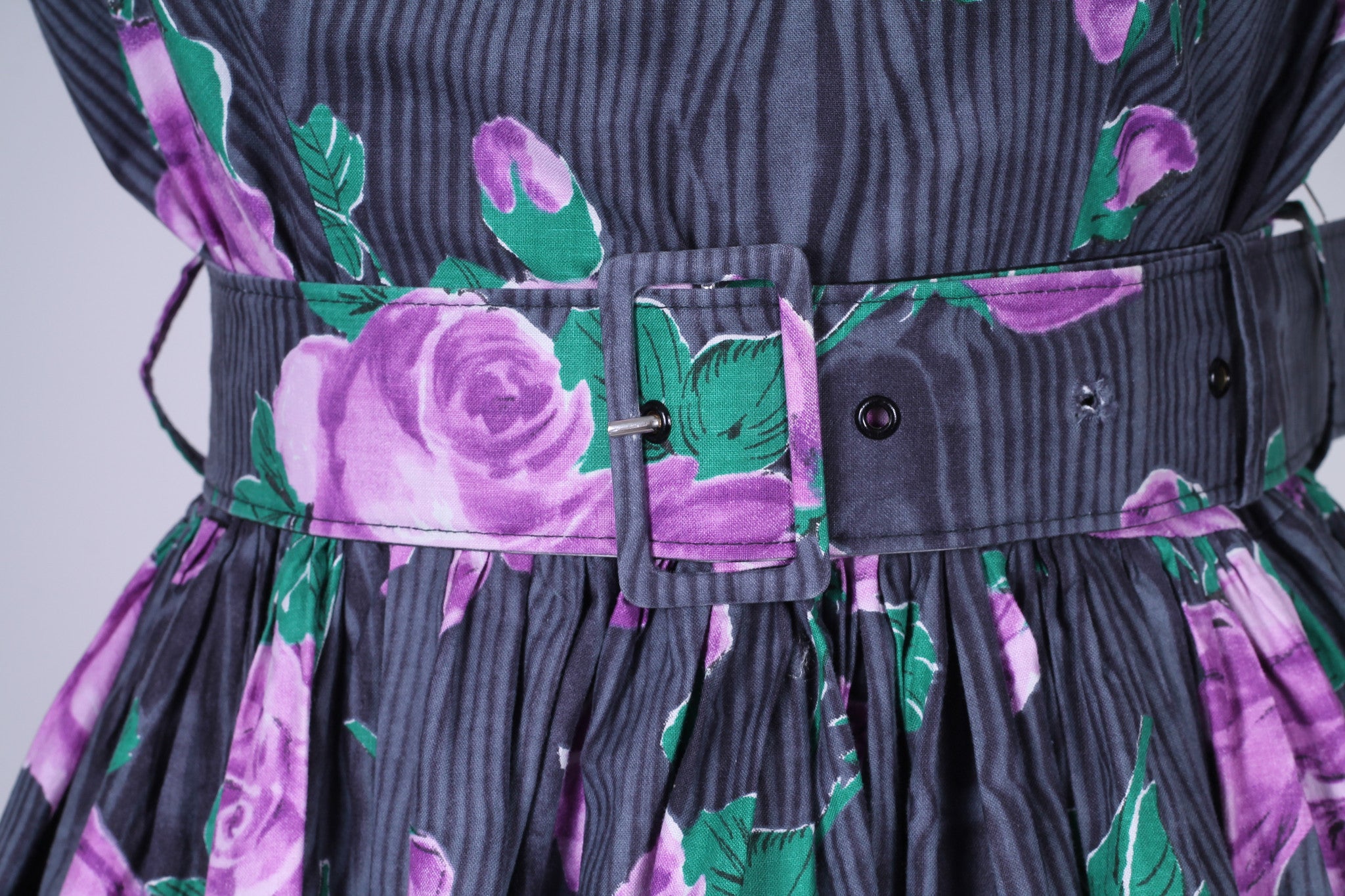 Solgt vintage tøj - Blomstret sommerkjole 1950. S - Solgt - Vintage Divine - 6