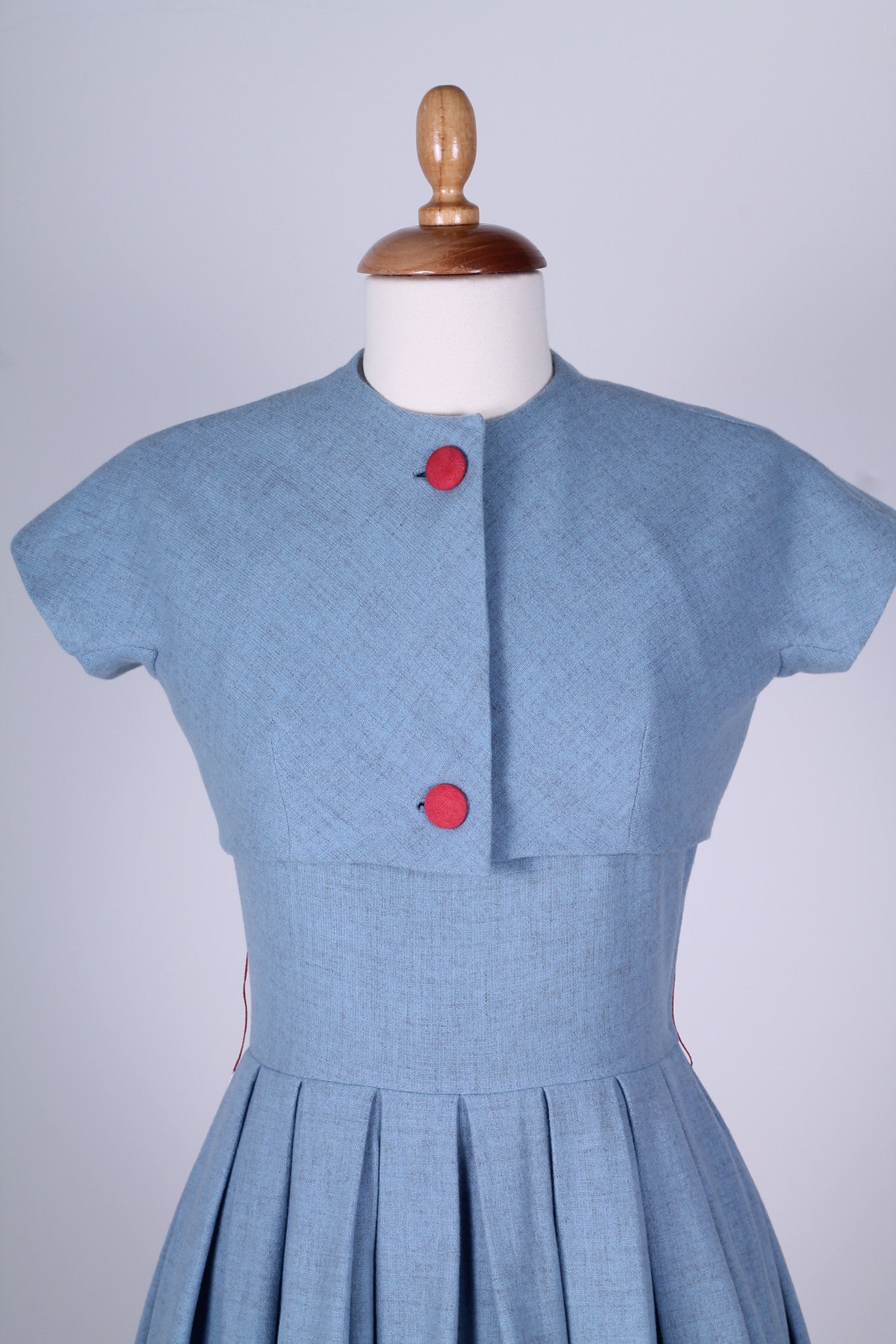 Solgt vintage tøj - Lyseblå hvedagskjole i uld med bolero1950. S - Solgt - Vintage Divine - 6