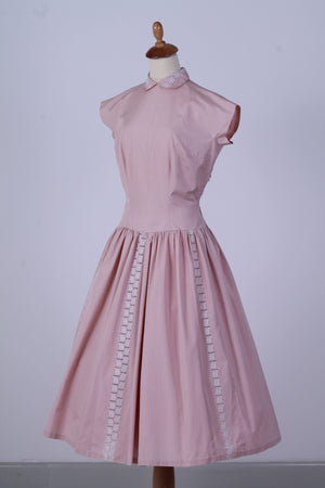 Solgt vintage tøj - Rosa selskabskjole 1950. S - Solgt - Vintage Divine - 2