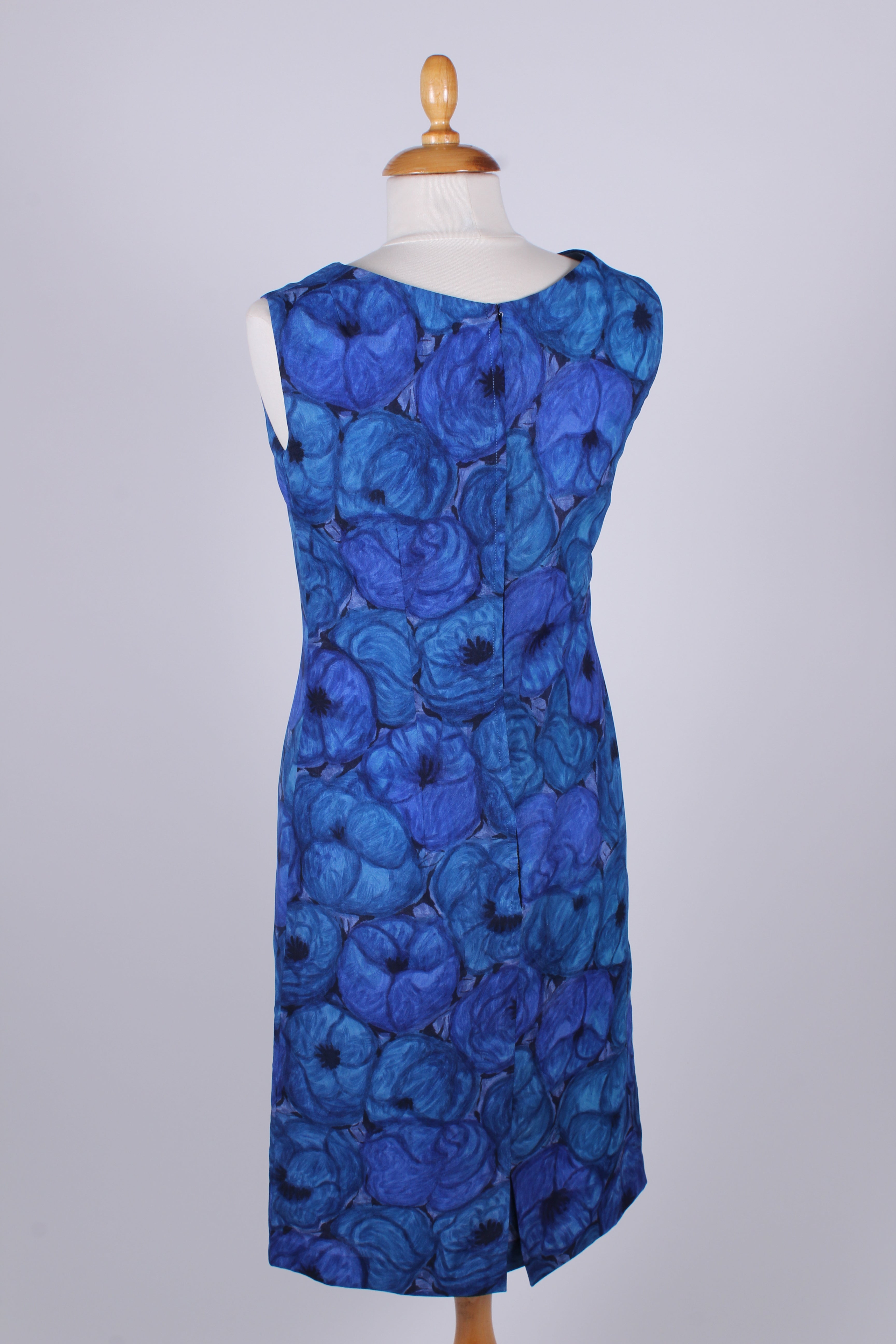 Blå blomstret sommerkjole. 1960. M