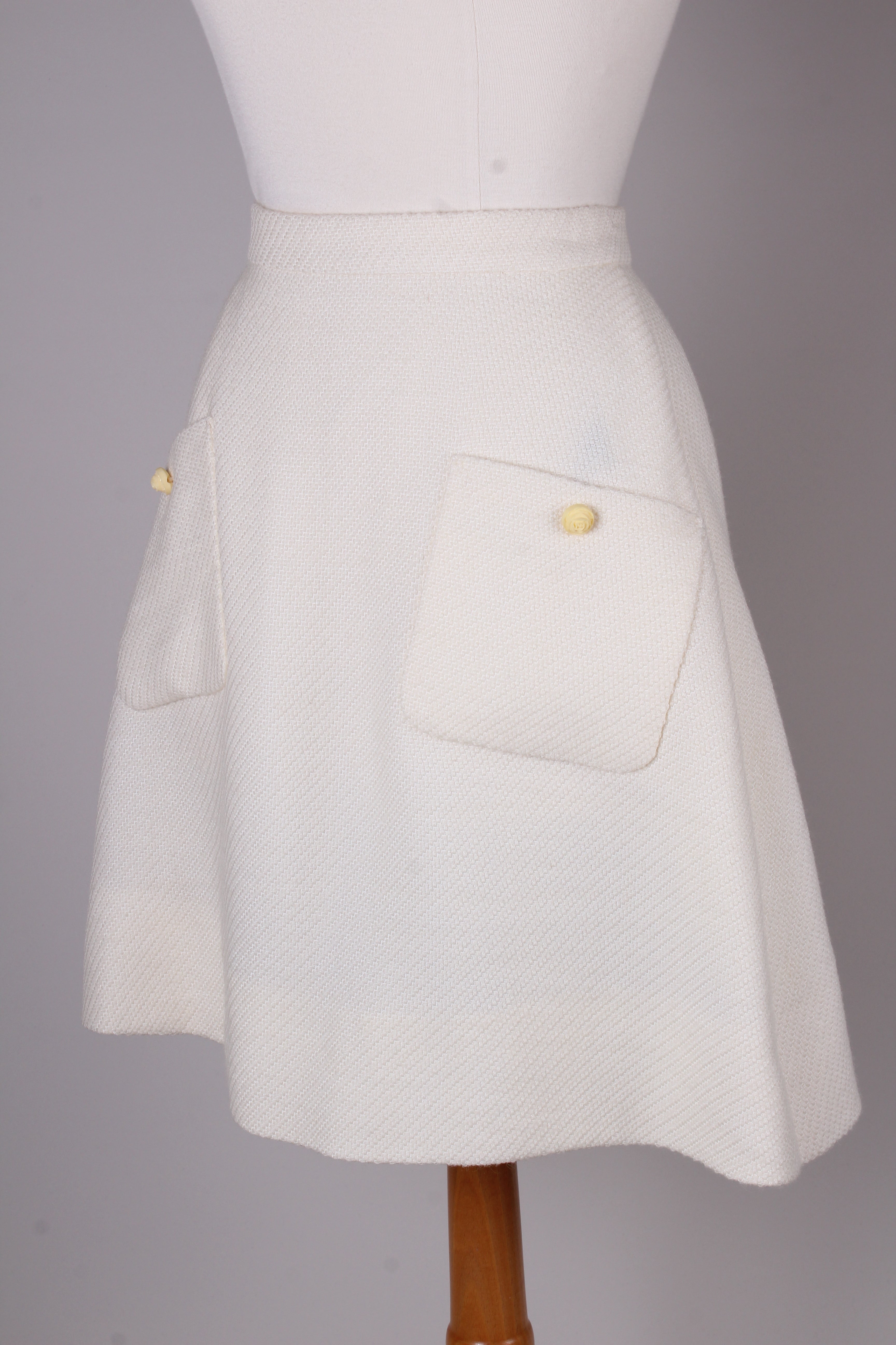 Råhvid nederdel, uld, 1960. Xs-S