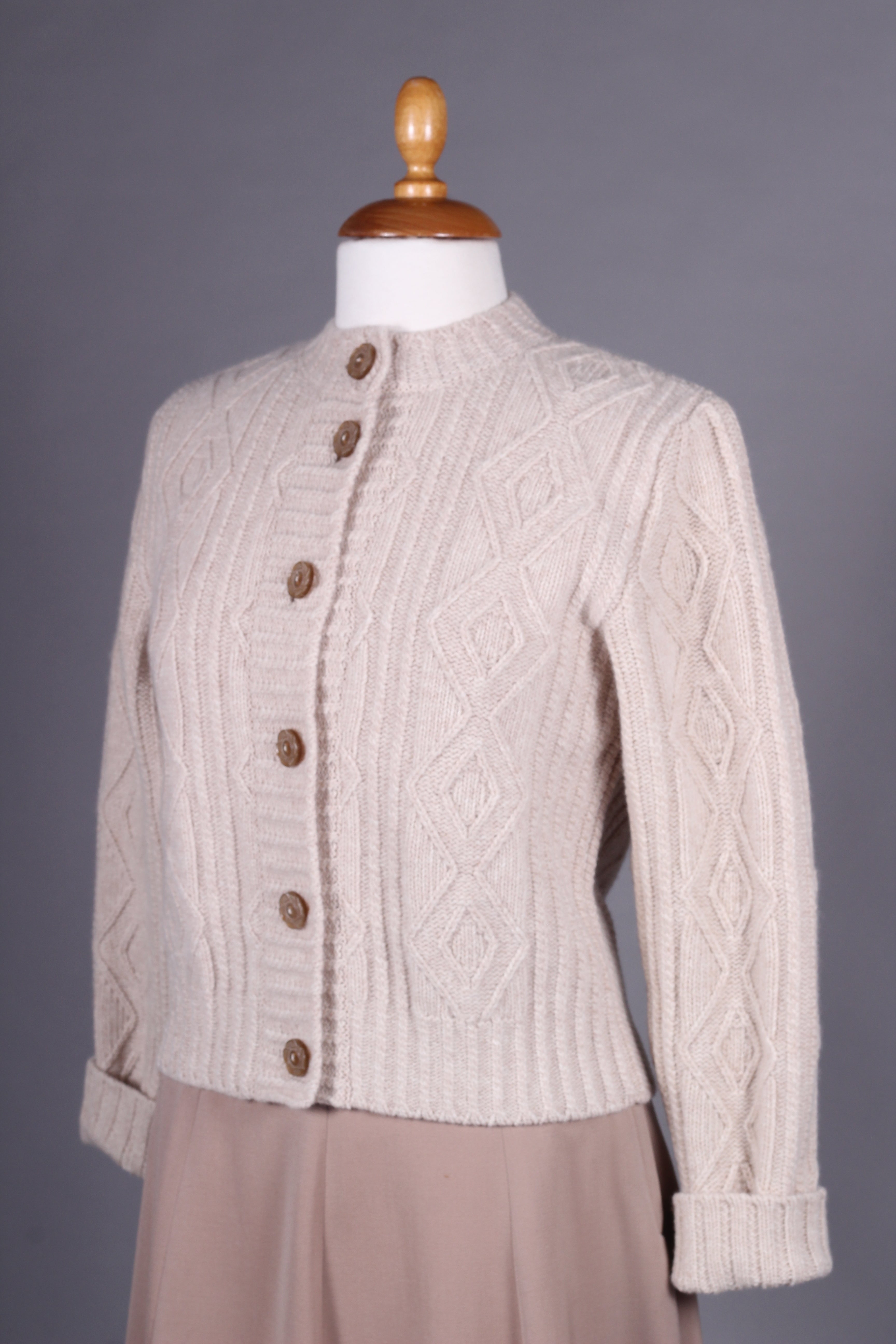 1940’er - tidlig 1960’er - Klassisk vintage style cardigan - Creme hvid  - Ingrid
