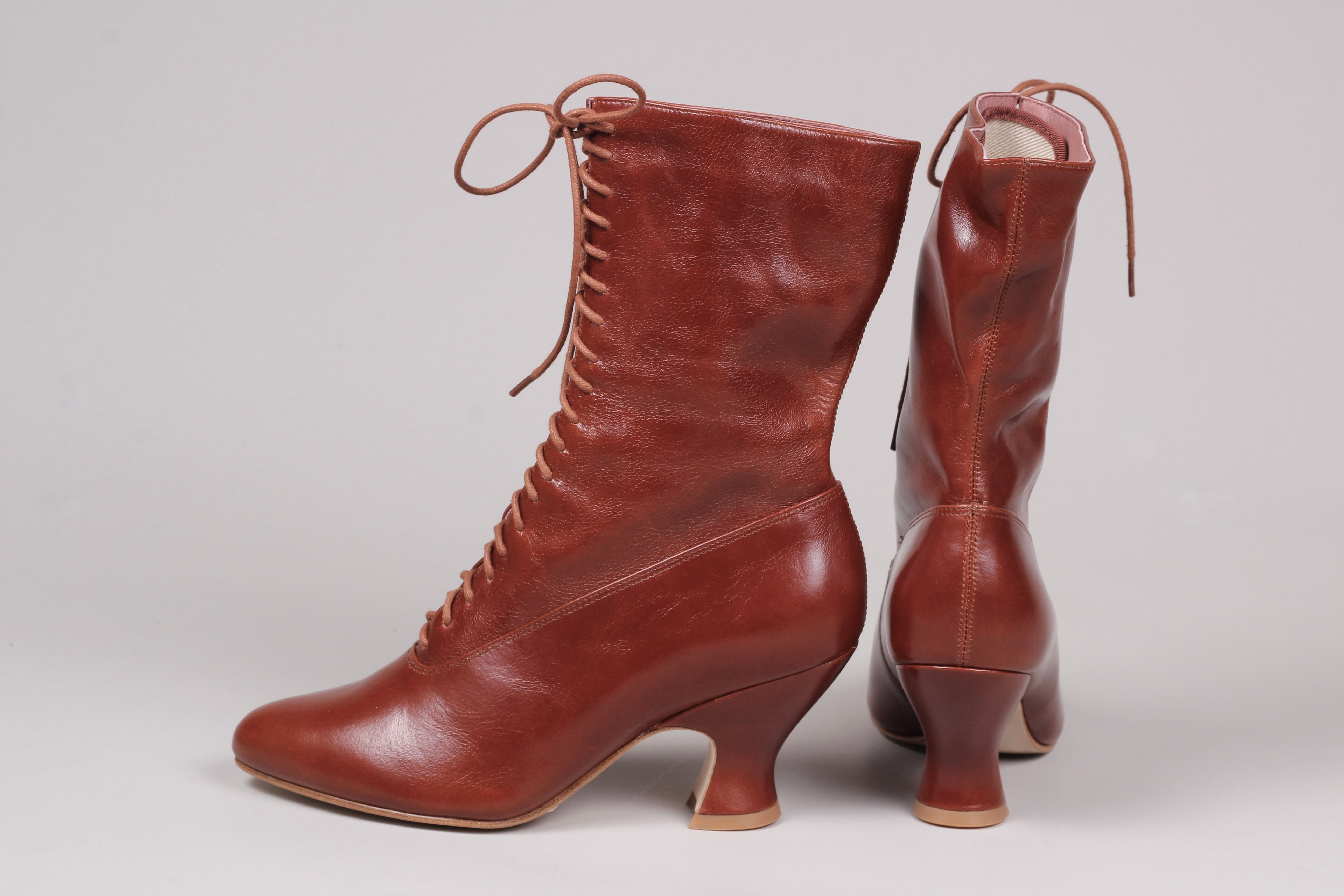 Edwardiansk snørestøvle med pompadour hæl, 1900-1915 - cognac brun - Rose