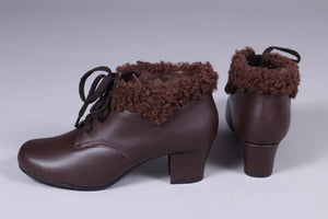 1940er / 1950er style snørestøvle med foer af uld- mørkebrun - Karin