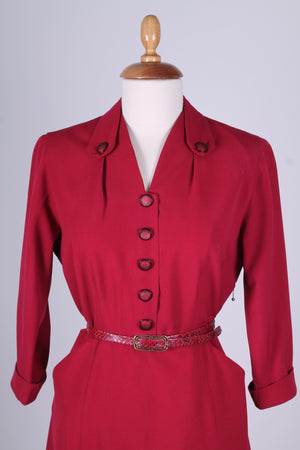 Solgt vintage tøj - Rød hverdagskjole 1940. M - Solgt - Vintage Divine - 3