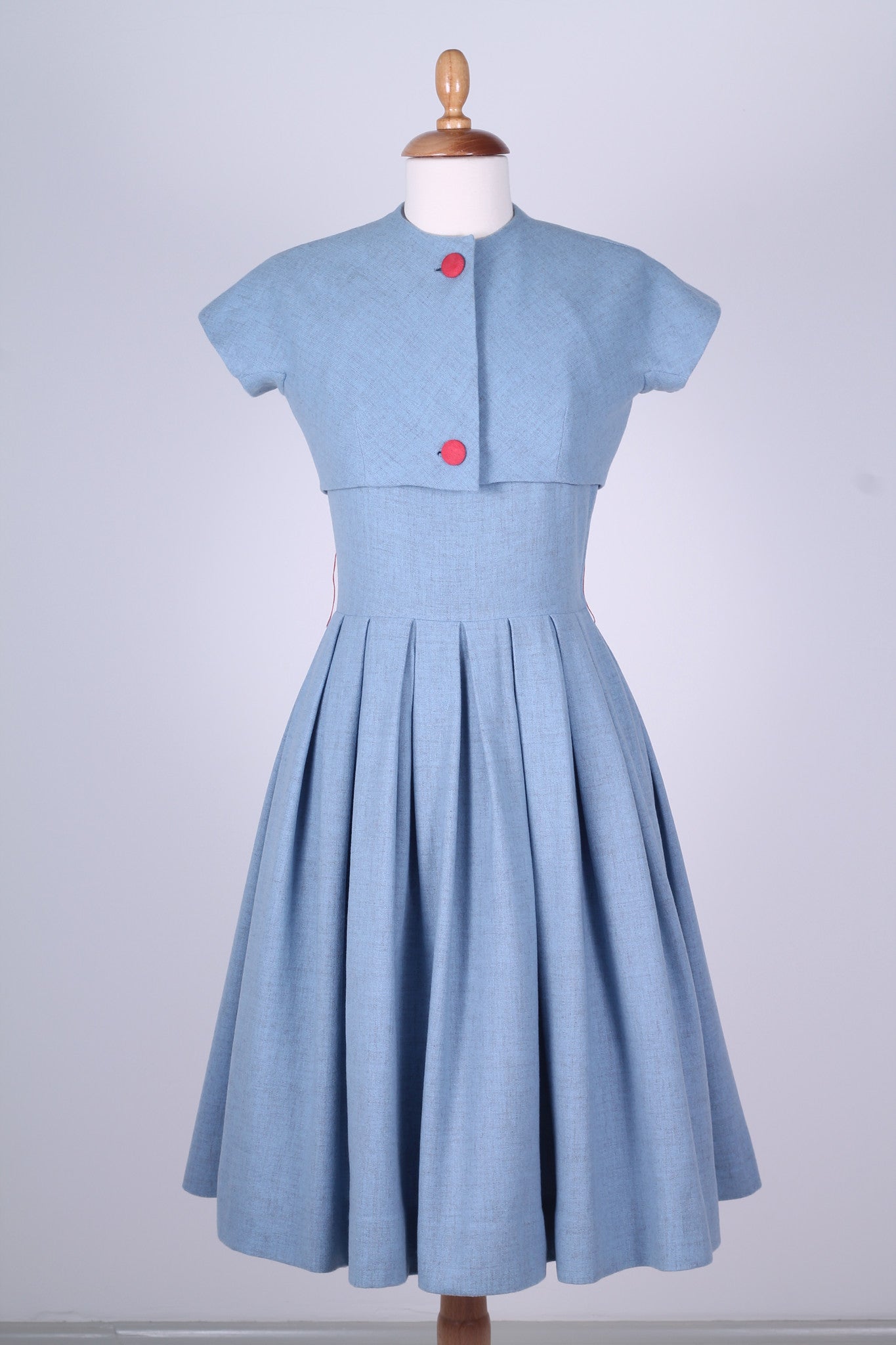 Solgt vintage tøj - Lyseblå hvedagskjole i uld med bolero1950. S - Solgt - Vintage Divine - 1