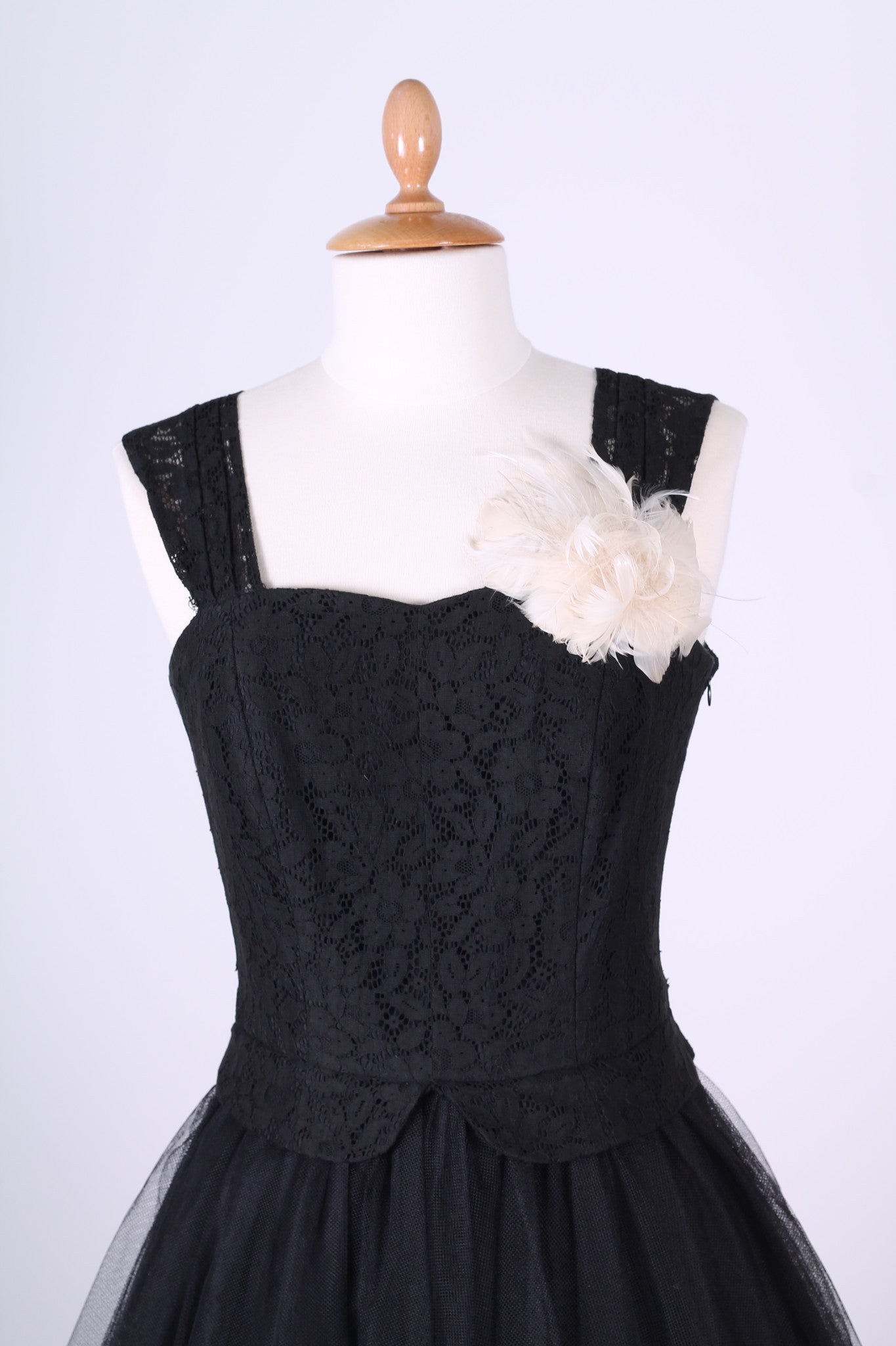 Vintage tøj - Selskabskjole i blonde og tyl 1950. M - Vintage kjoler fra 1950'erne - Vintage Divine - 4