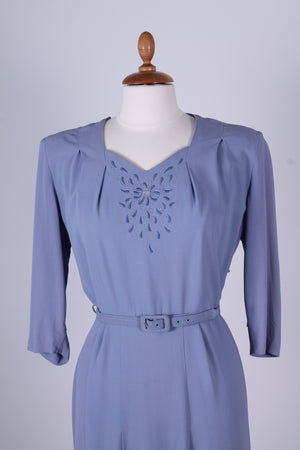 Vintage tøj - Lyselilla kjole med broderi 1940. L - Vintage kjoler fra 1940'erne - Vintage Divine - 3