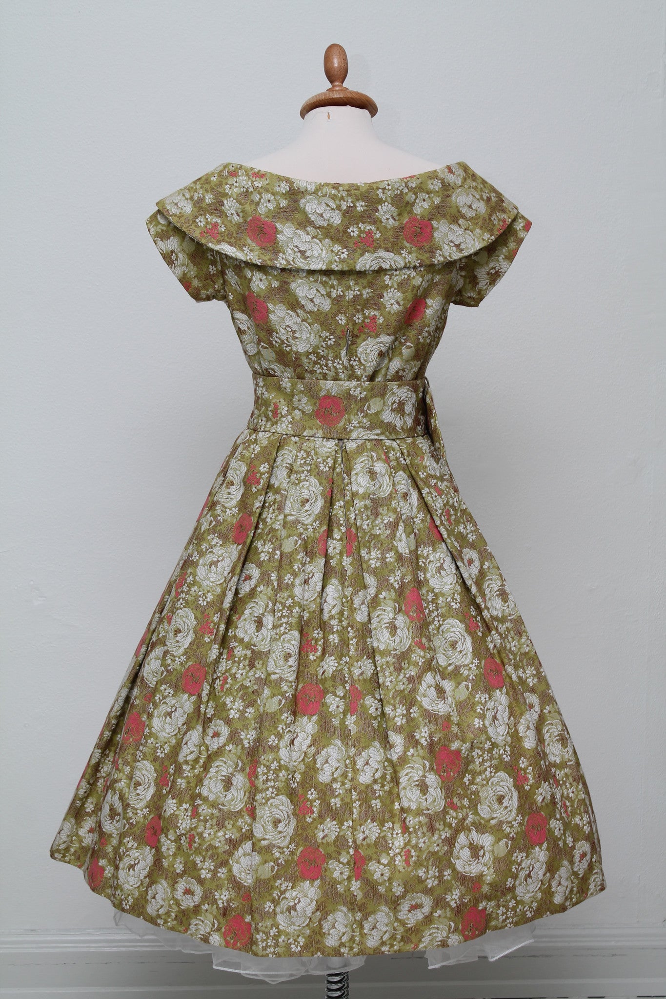 Vintage tøj - Selskabskjole i bomuldsbrokade 1950. S-M - Vintage kjoler fra 1950'erne - Vintage Divine - 3