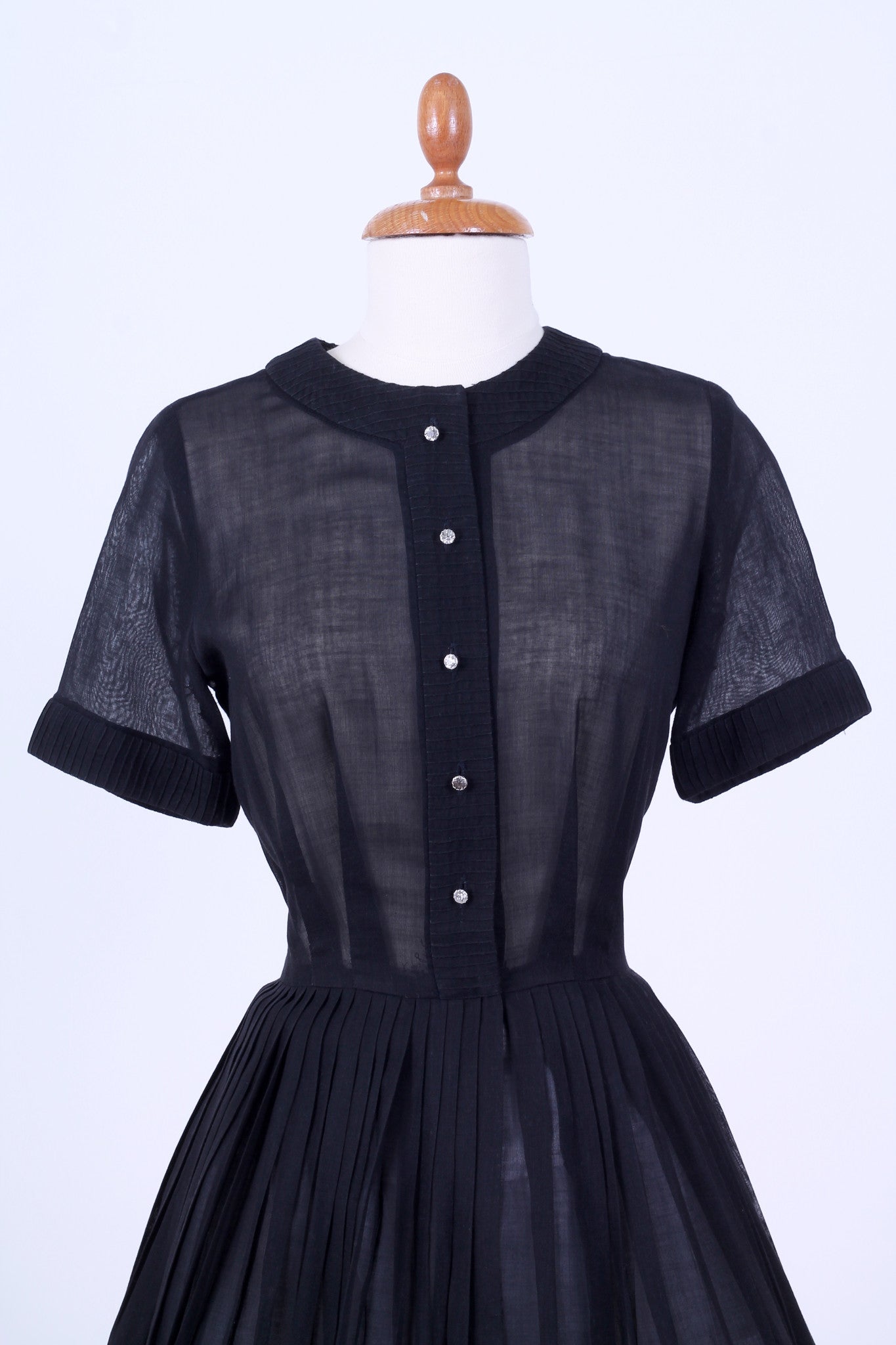 Solgt vintage tøj - Sort hverdagskjole i organza 1950. XS-S - solgt - Vintage Divine - 4