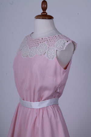 Solgt vintage tøj - Rosa selskabskjole med broderie-anglaise 1950. M - Solgt - Vintage Divine - 5