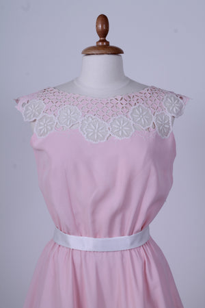 Solgt vintage tøj - Rosa selskabskjole med broderie-anglaise 1950. M - Solgt - Vintage Divine - 6