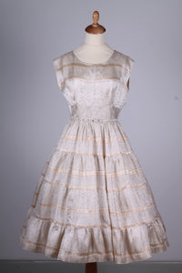 Solgt vintage tøj - Guldbrokade selskabskjole 1950. XS - Solgt - Vintage Divine - 1