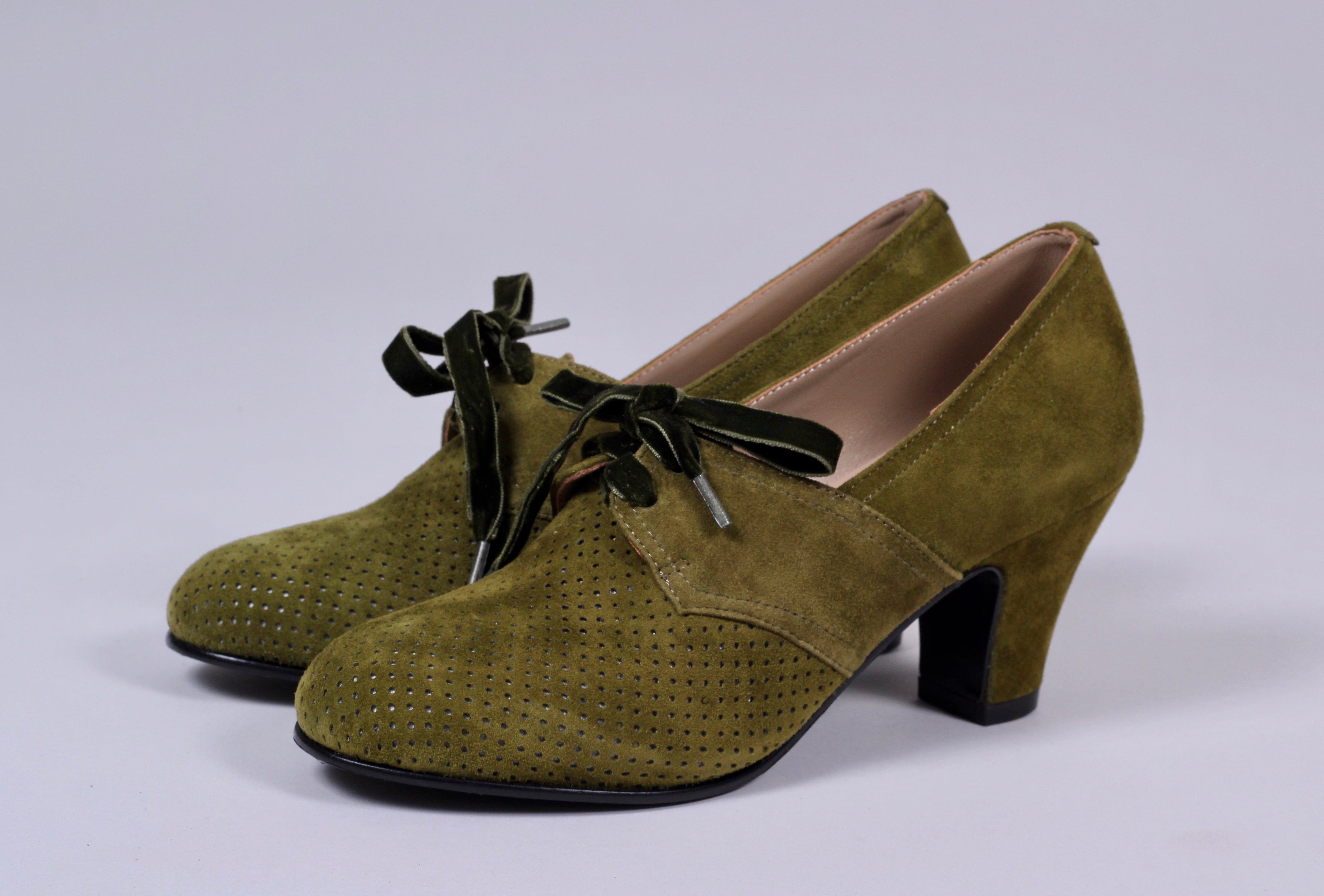 vintage sko style pumps i ruskind med snøre – Divine v. memery Aps